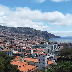 Yana's Nest , Funchal (Madeira) Portugal